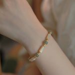 Buddha Stones 14K Gold Plated Tridacna Stone Hetian Jade Bead Bamboo Pattern Bracelet Bracelet BS Tridacna Stone Hetian Jade Beads(Wrist Circumference 14-15cm)
