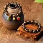 Buddha Stones Gold Swallowing Beast Family Charm Liuli Glass Bead Fortune Bracelet Bracelet BS 9