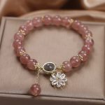 Natural Strawberry Quartz Crystal Daisy Flower Charm Positive Healing Bracelet Bracelet BS 4