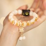 Buddha Stones Natural Bodhi Seed Red Sandalwood Lovely Paw Lucky Cat Peace Bracelet Bracelet BS Bodhi Seed&Tassel (Wrist Circumference 14-16cm)