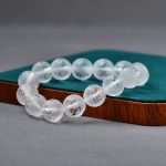 Buddha Stones Tibet White Crystal Black Onyx Om Mani Padme Hum Meditation Bracelet Bracelet BS 11