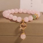 Buddha Stones Natural Pink Crystal Four Leaf Clover Soothing Bracelet Bracelet BS Pink CrystalWrist Circumference: 14-17cm)