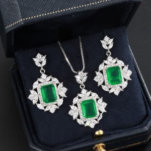 Buddha Stones Emerald Crystal Red Corundum Confidence Courage Ring Earrings Necklace Pendant Necklaces & Pendants BS main