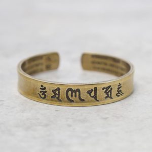 Buddha Stones Tibetan Buddha Mantra Bracelet Bracelet BS main