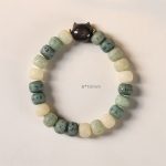 Buddha Stones Bodhi Seed Silver Sheen Obsidian Cat Head Om Mani Padme Hum Engraved Harmony Bracelet Bracelet BS 10