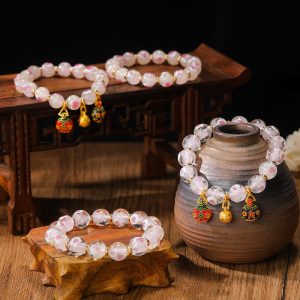Buddha Stones Gold Swallowing Beast Family Charm Luminous Pink Love Heart Fluorescent Liuli Glass Bead Blessings Bracelet Bracelet BS main