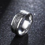 Buddha Stones Vintage Wave Auspicious Clouds Engraved Pattern Titanium Steel Balance Ring Ring BS US14