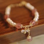 Buddha Stones Natural Pearl Strawberry Quartz Healing Cute Honey Bee Charm Bracelet Bracelet BS 3