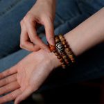Buddha Stones Tibetan Bodhi Seed Amber Dzi Bead Agate Zakiram Goddess of Wealth Beads Triple Wrap Bracelet Bracelet BS 16