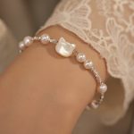 Buddha Stones Pearl Cat Head Tridacna Stone Silver Chain Healing Bracelet 3