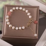 Buddha Stones Pearl Green Strawberry Quartz Bead Healing Chain Bracelet