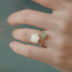 Buddha Stones 14K Gold Plated Tridacna Stone Rose Flower Jade Bead Blessing Ring Ring BS 7