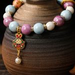 Buddha Stones Tibetan Zakiram Goddess of Wealth Rabbit Lion Head Charm Liuli Glass Incense Ash Porcelain Bead Protection Bracelet Bracelet BS 3