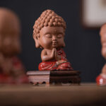 Buddha Stones Mini Gautama Buddha Sakyamuni Kwan Yin Avalokitesvara Ksitigarbha Serenity Ceramic Desk Decoration Decorations BS 6