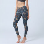 Buddha Stones New York Aster Flowers Leaves Print Gym Fitness Leggings Women's Yoga Pants - SteelBlue - US18，UK/AU22，EU50 (4XL) - image 1