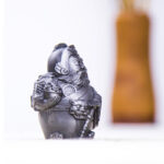 Buddha Stones Handmade Literary Military God of Wealth Iron Powder Rust Cast Resin Statue Home Decoration Decorations BS 17