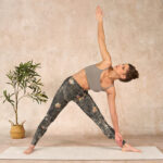 Buddha Stones Maple Leaves Print Gym Leggings Women's Yoga Pants - image 10
