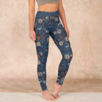 Buddha Stones New York Aster Flowers Leaves Print Gym Fitness Leggings Women's Yoga Pants - SteelBlue - US18，UK/AU22，EU50 (4XL) - image 1