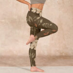 Buddha Stones Purple White Flowers Leaves Blossom Print Gym Fitness Leggings Women's Yoga Pants - image 33