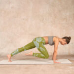 Buddha Stones Monochrome Flowers Print Gym Leggings Women's Yoga Pants - image 9