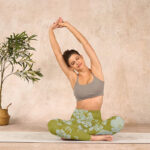 Buddha Stones Monochrome Flowers Print Gym Leggings Women's Yoga Pants - image 14