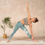 Buddha Stones Lotus Leaf Bird Print Gym Leggings Women's Yoga Pants - image 10