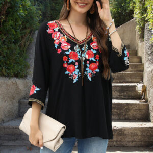 Buddha Stones Black Casual Embroidery Rose Pattern Three Quarter Sleeve Crew Neck Cotton Women's T-Shirt