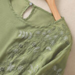 Buddha Stones Embroidery Floral Hem Slit Women's Cotton Linen T-Shirt - image 5