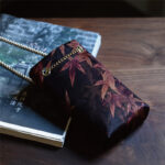 Buddha Stones Small Maple Leaf Persimmon Metal Chain Crossbody Bag Shoulder Bag Cellphone Bag Handbags BS Black Red Maple Leaf 20*12*4cm