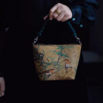 Buddha Stones Small Bamboo Leaves Butterfly Peony Flowers Magpie Metal Chain Crossbody Bag Shoulder Bag Handbag Handbags BS Yellow Magpie On Branches 14*18*9cm