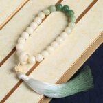 Buddha Stones Natural Gradient Bodhi Seed Fortune Money Bag Lotus Wisdom Tassel Wrist Mala Wrist Mala BS Bodhi Seed Boxwood Lotus