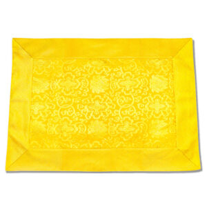 Buddha StonesPrayer Altar Flower Dragon Pattern Tibetan Auspicious Symbols Jacquard Mat Prayer Altar BS Flower 70cm*70cm