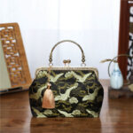Buddha Stones Vintage Flower Butterfly Crane Sea Waves Metal Chain Crossbody Bag Shoulder Bag Handbag Handbags BS Black White Crane 22*18*8cm