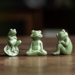 Buddha Stones Mini Small Meditation Lotus Resting Frog Ceramic Wealth Luck Home Tea Pet Figurine Decoration Decorations BS 17