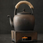 Buddha Stones Retro Brown Chinese Gongfu Tea Ceramic Kung Fu Teapot 700ml With Base Teapot BS 5