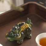 Buddha Stones Color Changing Small PiXiu Copper Coins Resin Tea Pet Wealth Home Figurine Decoration Decorations BS 13