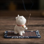 Buddha Stones Mini Lucky Cat Kitten Tea Pet Ceramic Home Desk Figurine Decoration With Bamboo Mat Decorations BS 2