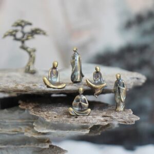 Buddha Stones Mini Meditation Buddha Metal Monk Serenity Home Decoration Decorations BS Mini 5 Buddha Statues+Pine Tree